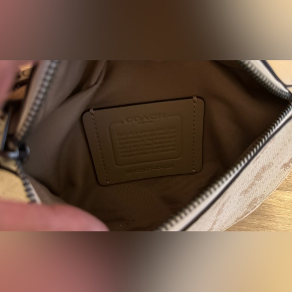 Bum bag from Coach. - Picture 4 of 6